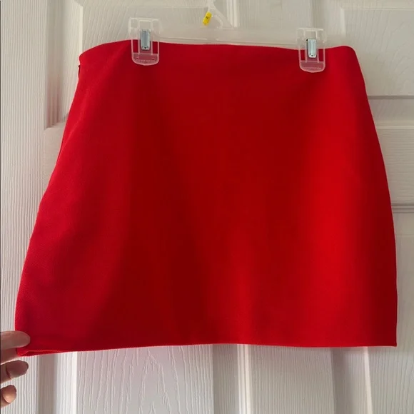 NWT Zara Bold Red amino Skirt size M - Picture 4 of 5
